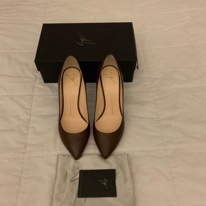 Women’s Giuseppe Zanotti Pumps